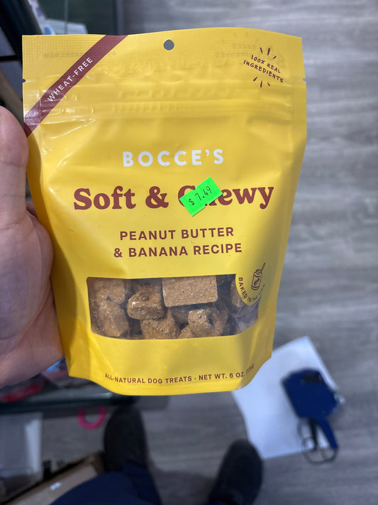 Bocce's Bakery Oven Baked PB & Banana Recipe Treats for Dogs, Wheat-Free Everyday Dog Treats, Real Ingredients, Baked in The USA, All-Natural Soft & Chewy Cookies, Peanut Butter & Banana, 6 oz