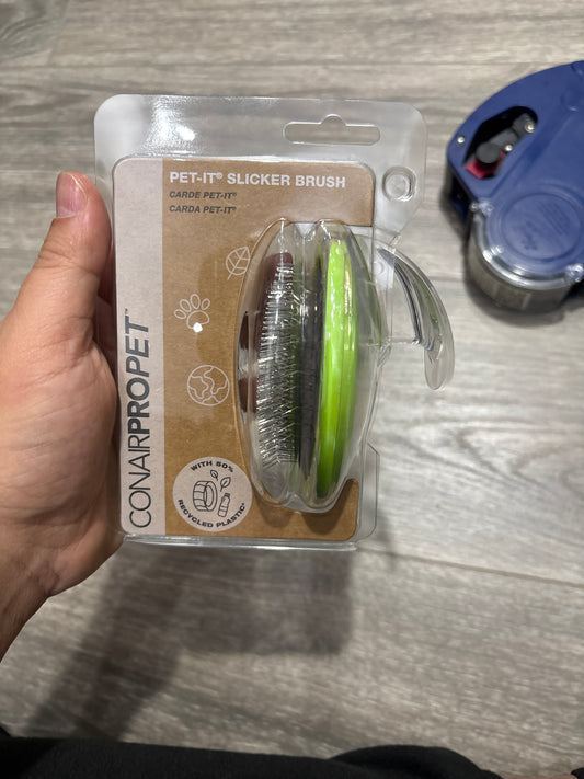 CONAIRPROPET™ RECYCLED PET-IT® SLICKER BRUSH