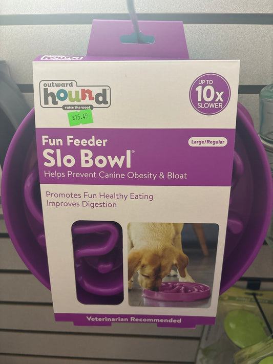 Outward Hound Fun Feeder Slo Bowl, Large Slow Feeder Dog Bowl, 4 Cups, Purple