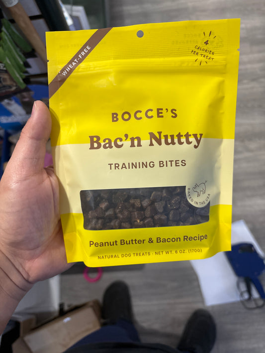 Bocce's Bakery Bac'N Nutty Training Treats for Dogs, Wheat-Free Dog Treats, Made with Real Ingredients, Baked in The USA, All-Natural & Low Calorie Training Bites, PB & Bacon Recipe, 6 oz