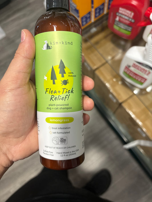 Flea and Tick Shampoo for Dogs & Cats Vet Formulated - Plant Powered, Safe and Effective Dog and Cat Shampoo - Lemongrass Scent - Prevent Fleas and Ticks - Made in USA 12 fl oz